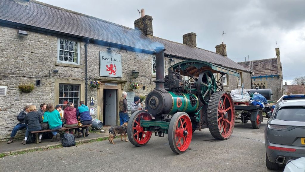 Traction Engine Outside the Red Lion