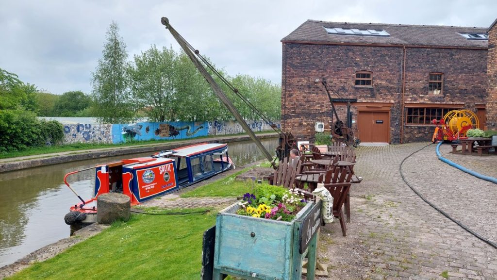 The Saltie boat at Middleport Pottery
